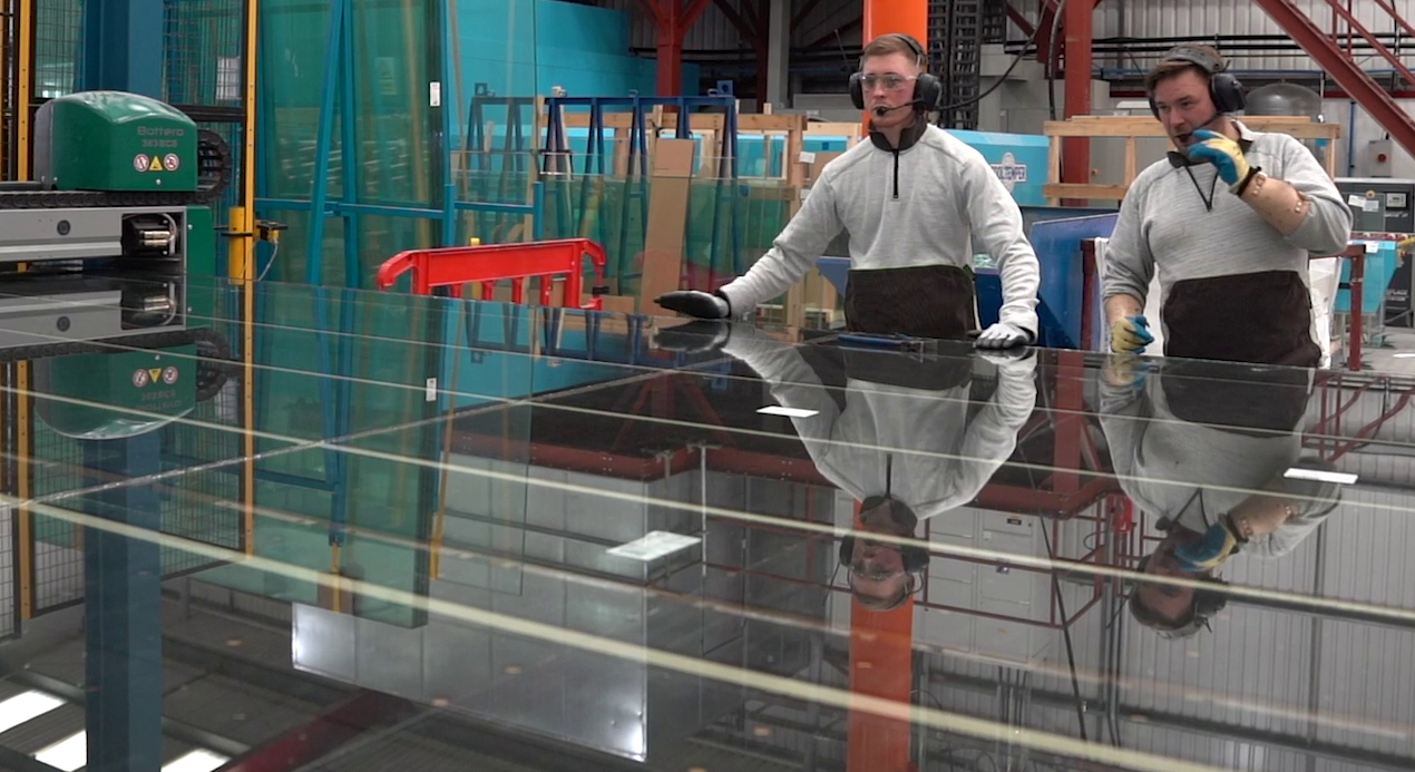 Cut Resistant Clothing & Workwear For Glass And Metal Industry