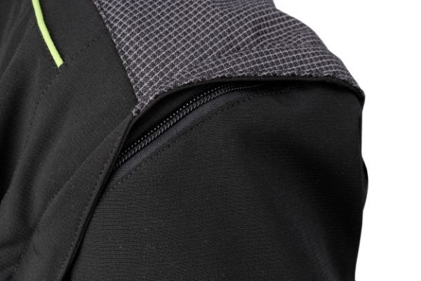 Shoulder pad on Dymaflex Cut Resistant Jacket in black